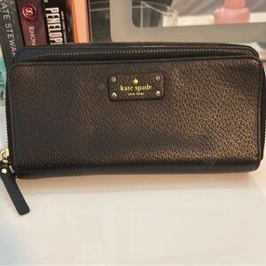 Kate Spade Black Textured Wallet